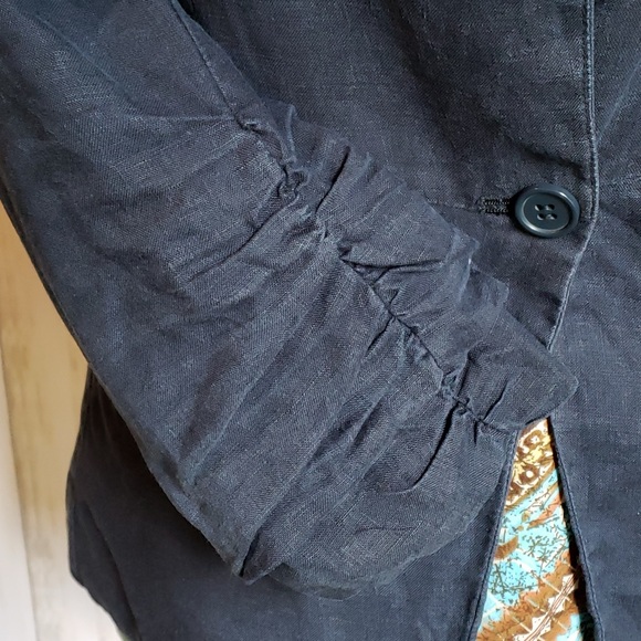 Ladies Forever 21 large blaizer pre-loved - Picture 4 of 5